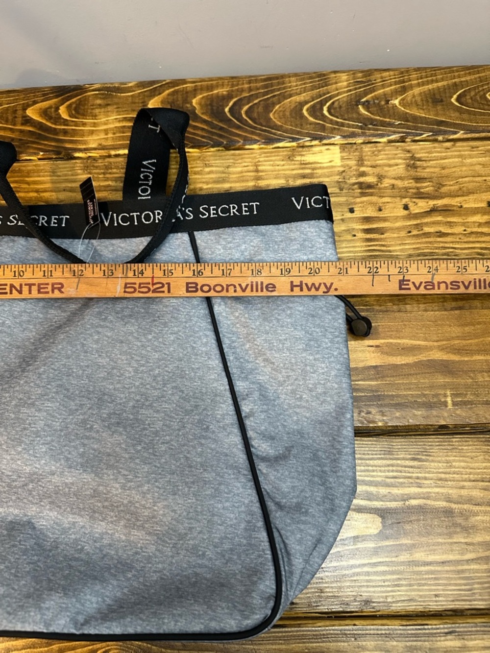 NWT Victoria Secret Tote Bag with Zipper and Adjustable Strings Grey/Black/White - Picture 4 of 8